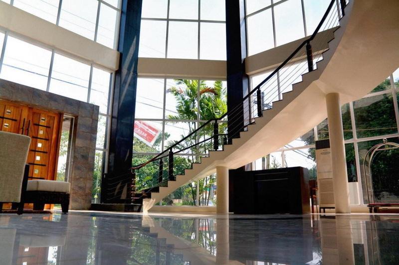 East View Hotel 巴科洛德 外观 照片